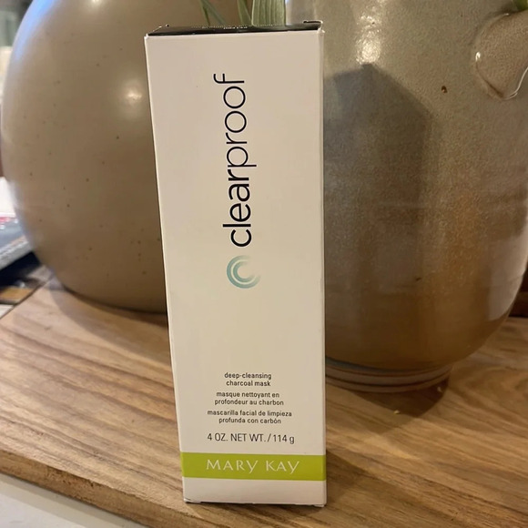 Mary Kay Clearproof Charcoal Deep Cleansing Mask skin care 4oz - Picture 2 of 4